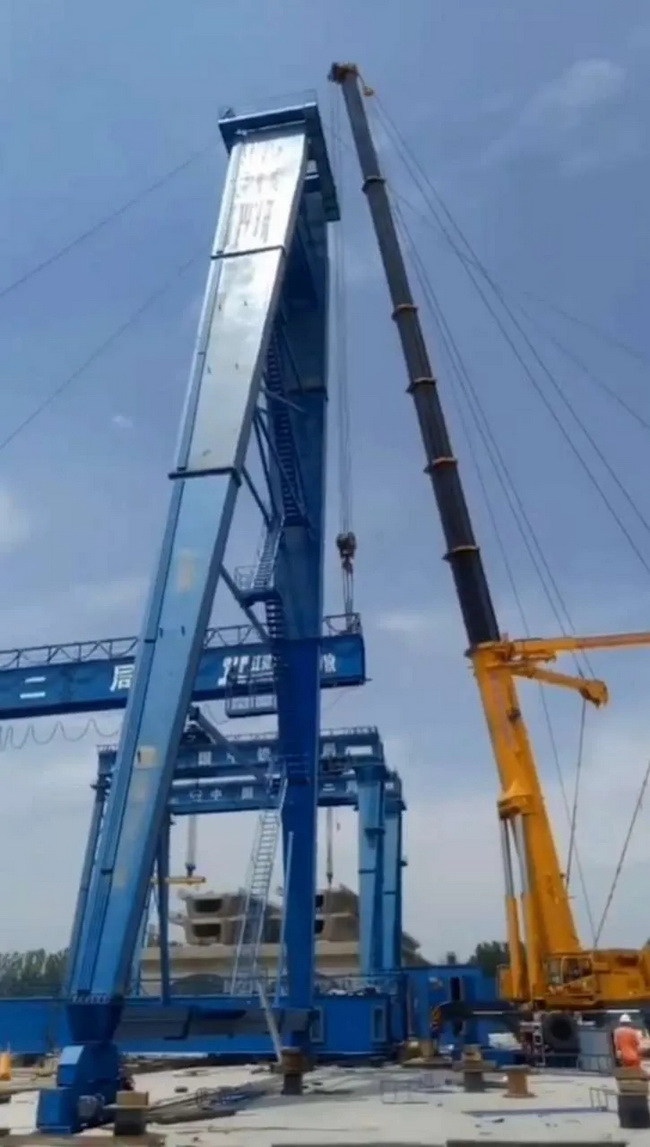 杏彩·电子（中国）官方网站起重机械助力郑济高速铁路施工顺利进行
