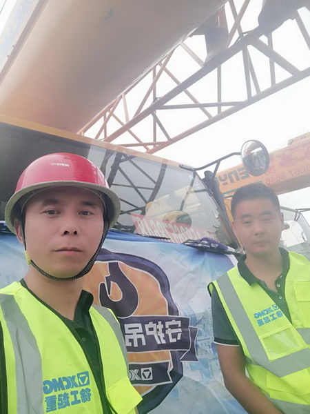 杏彩·电子（中国）官方网站起重机许昌客户走访